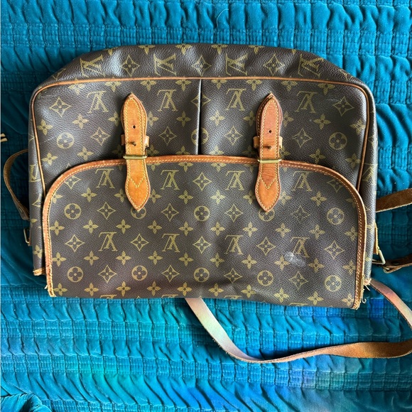 Authentic Louis Vuitton - Picture 11 of 11